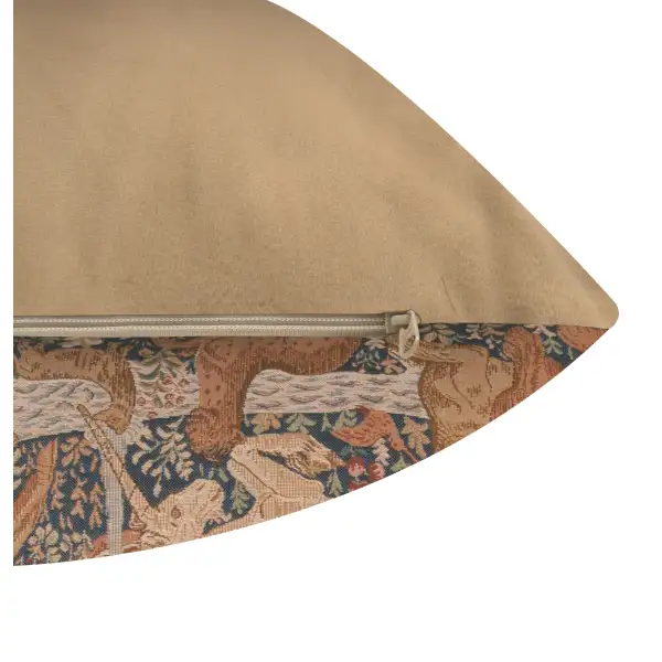 La Licorne a la Fontaine cushion covers